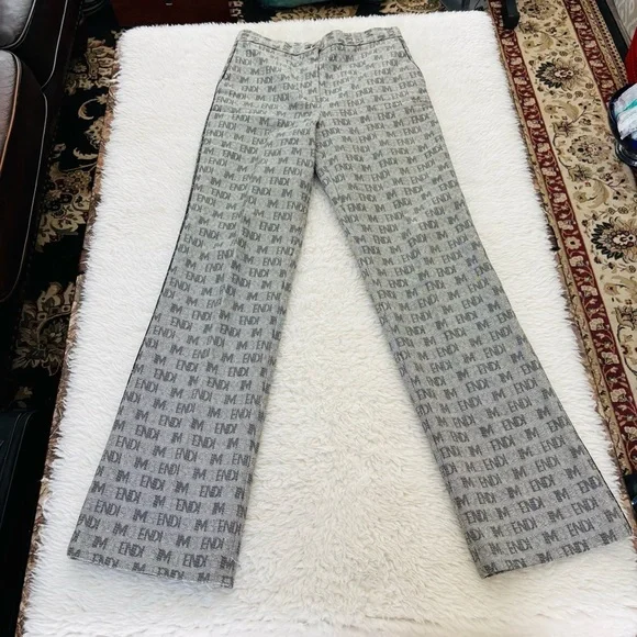 Fendi Gray Logo-Print Jacket and Matching Pants Set - Picture 4 of 16